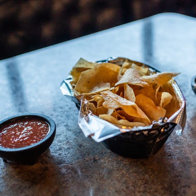 Chips & Salsa.
